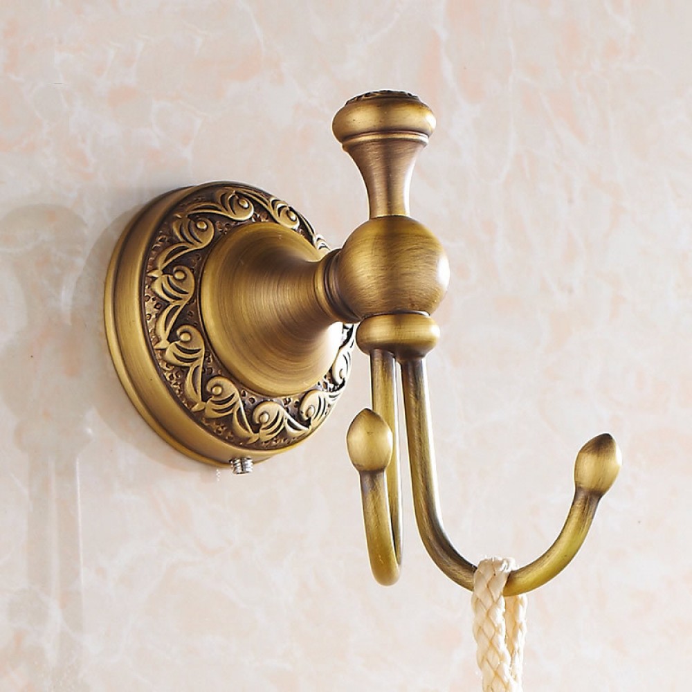 https://pepte.co.uk/image/cache/catalog/1products/A086-antique-brass-bathroom-double-hook-01-1000x1000.jpg